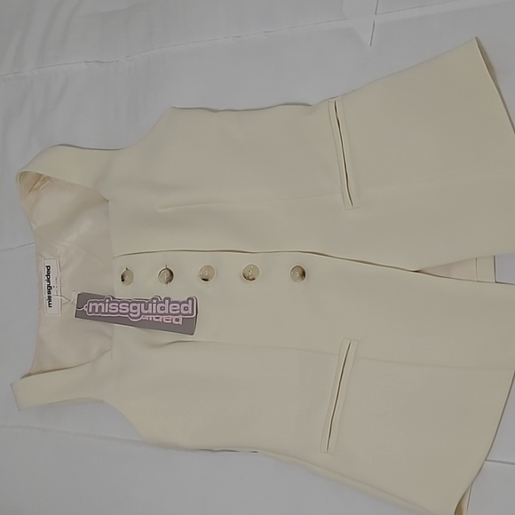 Cream Tailored Square Neck Button Front Blazer Vest NWT - Picture 3 of 10